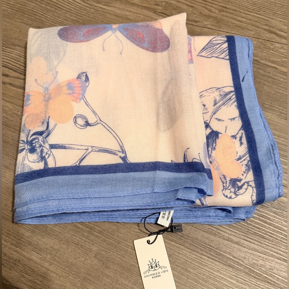 NWT Powder Pink Coco Puss Viscose Scarf with Blue Border
